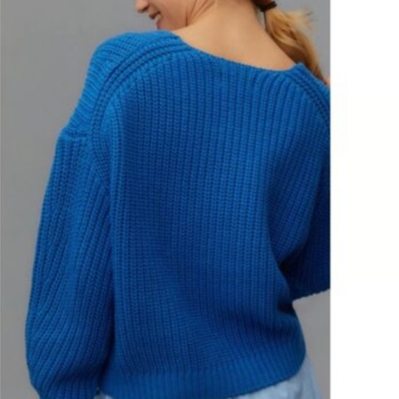 Maeve Vibrant Blue V-Neck Cropped Sweater - Picture 2 of 9